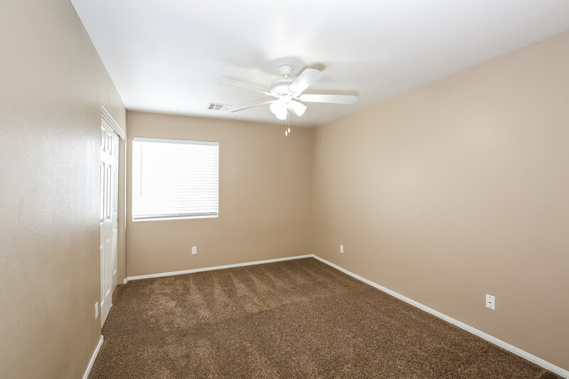1,930/Mo, 2912 Bridleton Ave North Las Vegas, NV 89081 Bedroom View 2