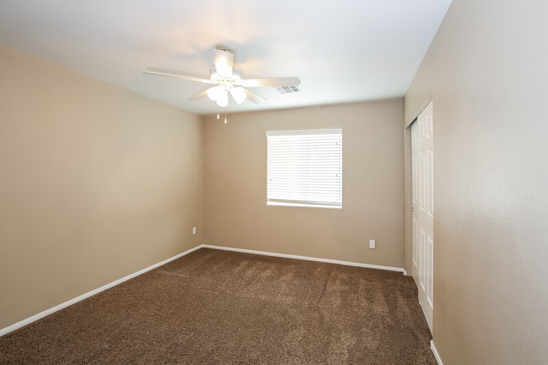 1,930/Mo, 2912 Bridleton Ave North Las Vegas, NV 89081 Bedroom View 3
