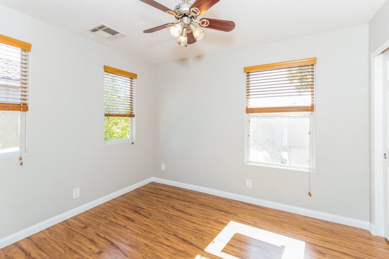 1,940/Mo, 10431 Sweet Juliet St Las Vegas, NV 89183 Bedroom View 2