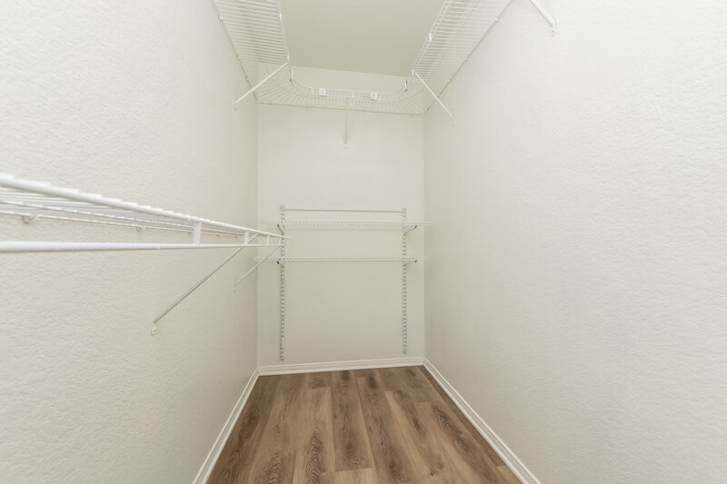 2,175/Mo, 8264 Strawberry Spring St Las Vegas, NV 89143 Walk In Closet View