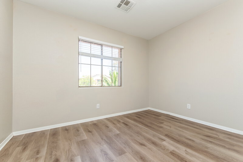 2,175/Mo, 8264 Strawberry Spring St Las Vegas, NV 89143 Bedroom View 3