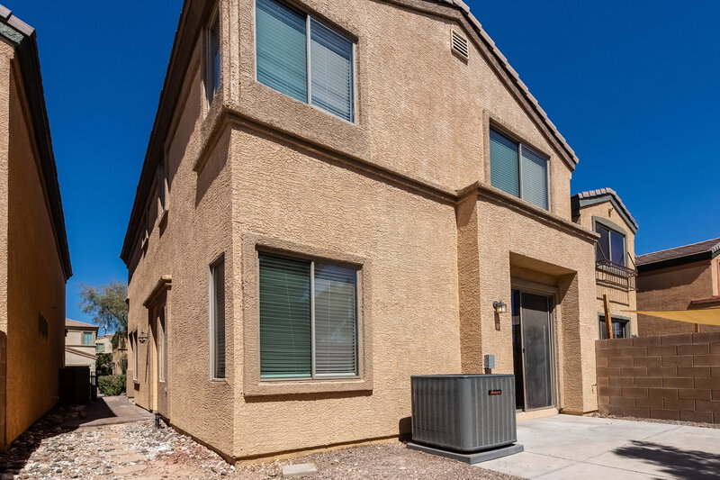 2,175/Mo, 8264 Strawberry Spring St Las Vegas, NV 89143 Rear View