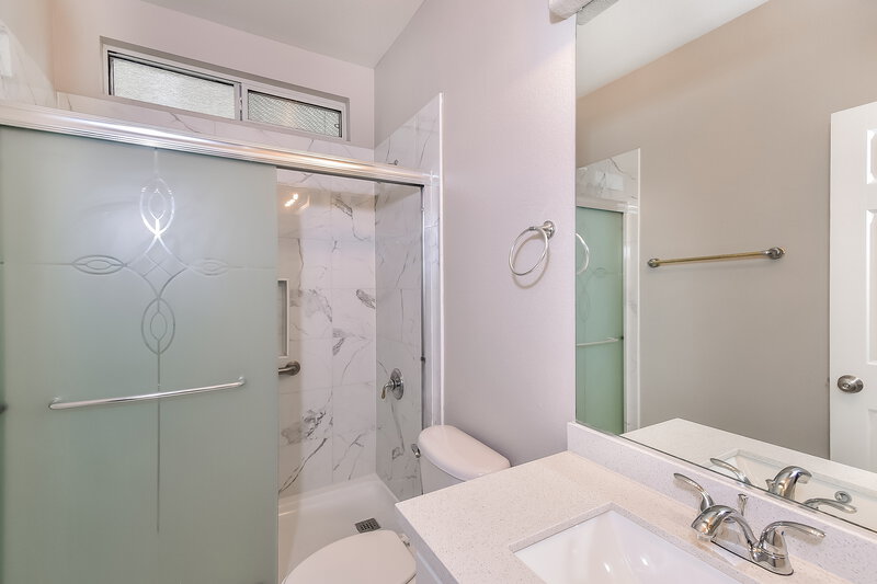2,750/Mo, 985 Kern River Ave Henderson, NV 89002 Bathroom View
