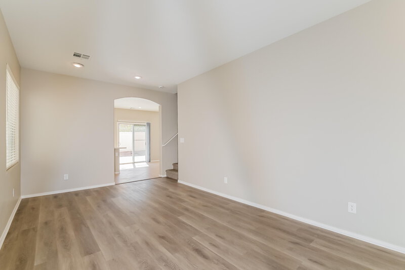2,200/Mo, 10946 Sadlers Wells St Henderson, NV 89052 Living Room View