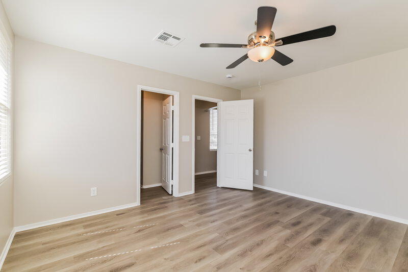 2,200/Mo, 10946 Sadlers Wells St Henderson, NV 89052 Main Bedroom View