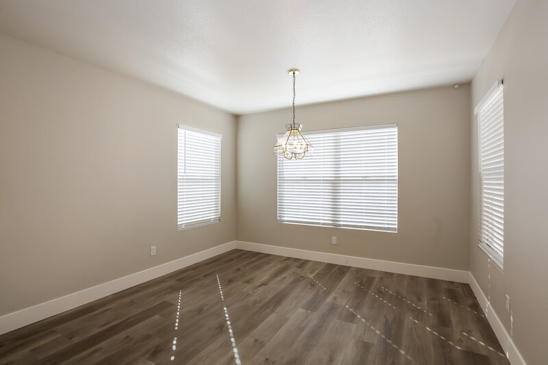 1,875/Mo, 4729 Cliff Breeze Dr North Las Vegas, NV 89081 Dining Room View