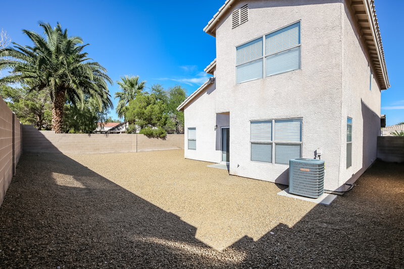1,875/Mo, 4729 Cliff Breeze Dr North Las Vegas, NV 89081 Rear View 2