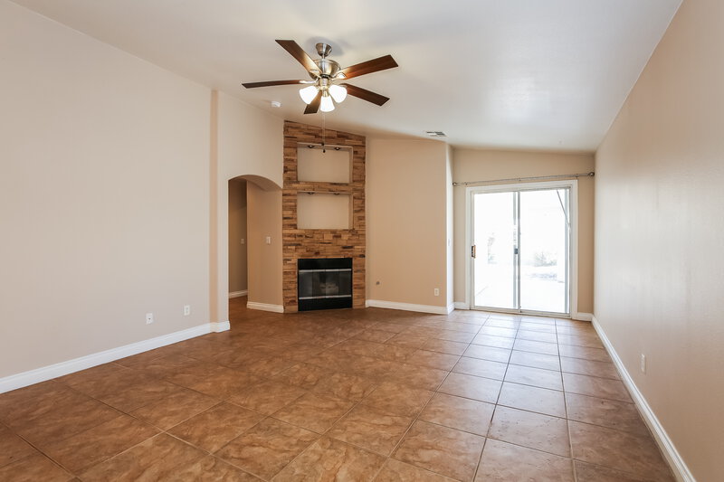 2,040/Mo, 1019 Edgestone Mark Ave North Las Vegas, NV 89081 Living Room View