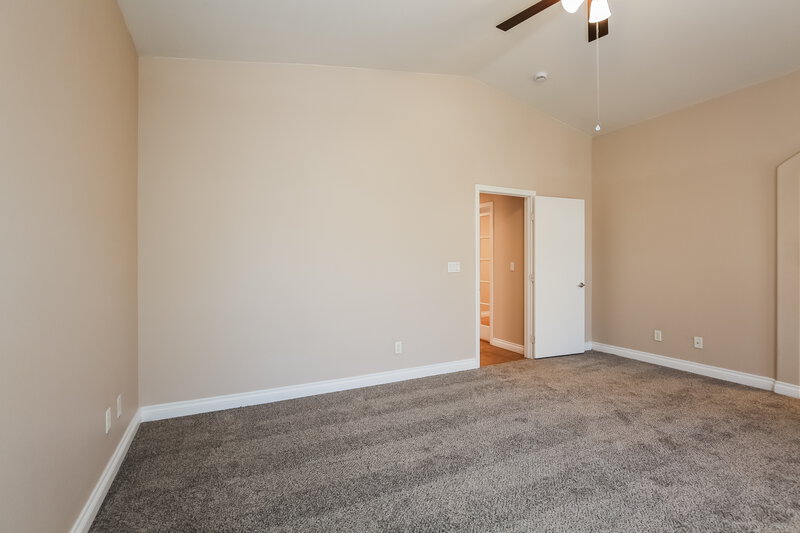 2,040/Mo, 1019 Edgestone Mark Ave North Las Vegas, NV 89081 Main Bedroom View 2