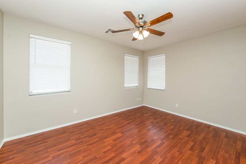 2,000/Mo, 6604 Frances Celia Ave Las Vegas, NV 89122 Main Bedroom View