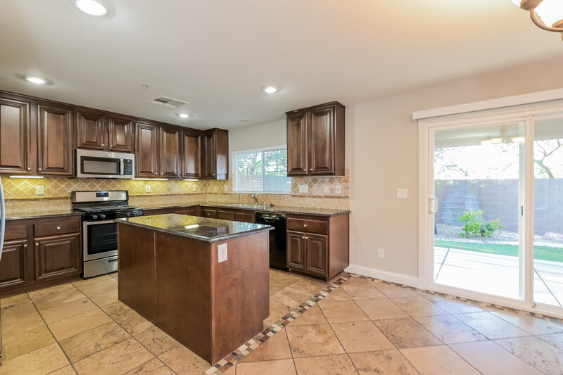 2,225/Mo, 166 Cloud Cover Ave Henderson, NV 89002 Kitchen View