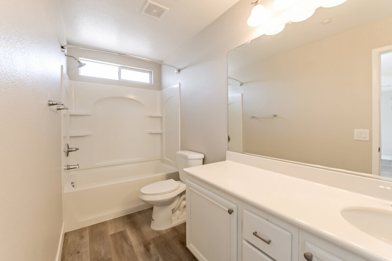 2,020/Mo, 1168 Gecko Rd Henderson, NV 89002 Bathroom View