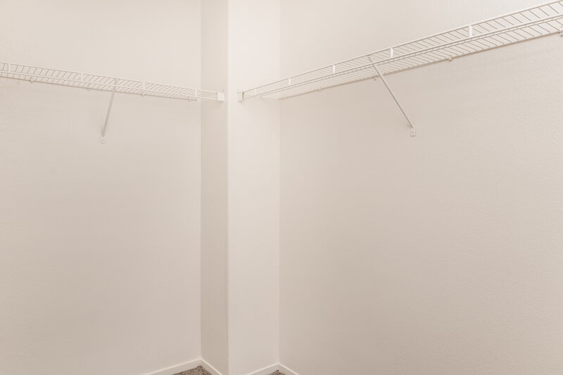 1,905/Mo, 6836 Momentos St Las Vegas, NV 89149 Walk In Closet View