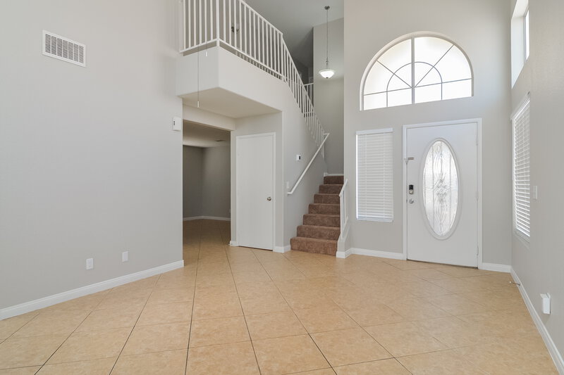 2,250/Mo, 5571 Slice Dr Las Vegas, NV 89142 Living Room View 2