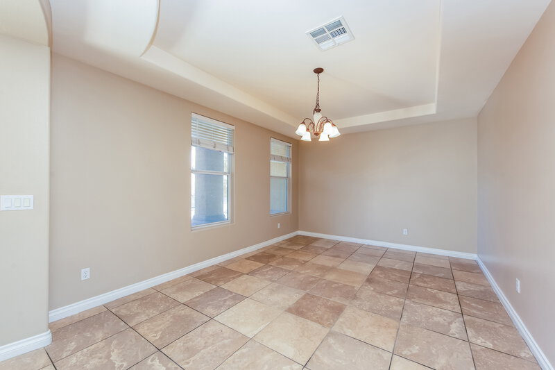2,750/Mo, 5724 Breckenridge St North Las Vegas, NV 89081 Dining Room View