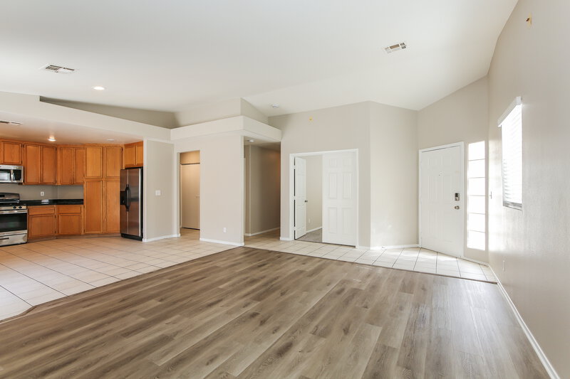 1,790/Mo, 5439 Coleman St North Las Vegas, NV 89031 Living Room View 2