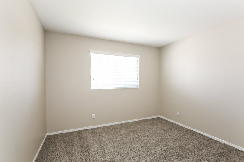 1,790/Mo, 5439 Coleman St North Las Vegas, NV 89031 Bedroom View 2