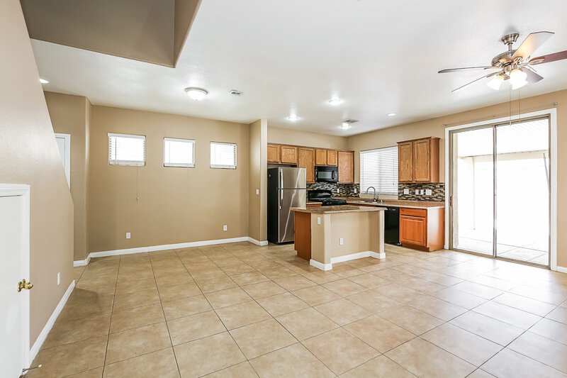 1,995/Mo, 6440 Butterfly Sky St North Las Vegas, NV 89084 Dining Room View