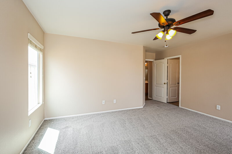 2,125/Mo, 6716 Old Valley St Las Vegas, NV 89149 Main Bedroom View 2