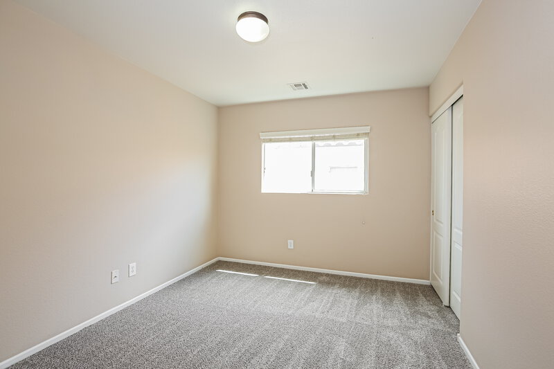 2,125/Mo, 6716 Old Valley St Las Vegas, NV 89149 Bedroom View