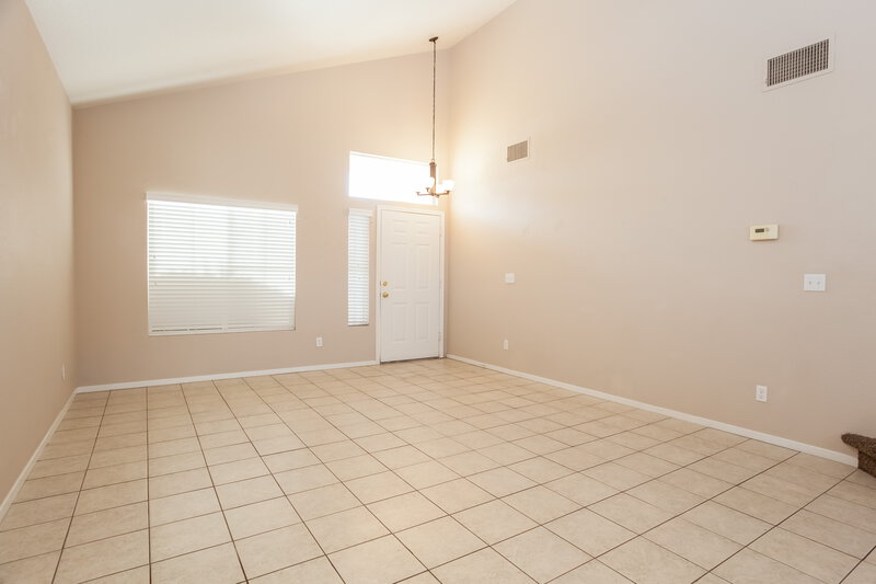1,885/Mo, 6337 Whispering Meadow Ct Las Vegas, NV 89130 Living Room View