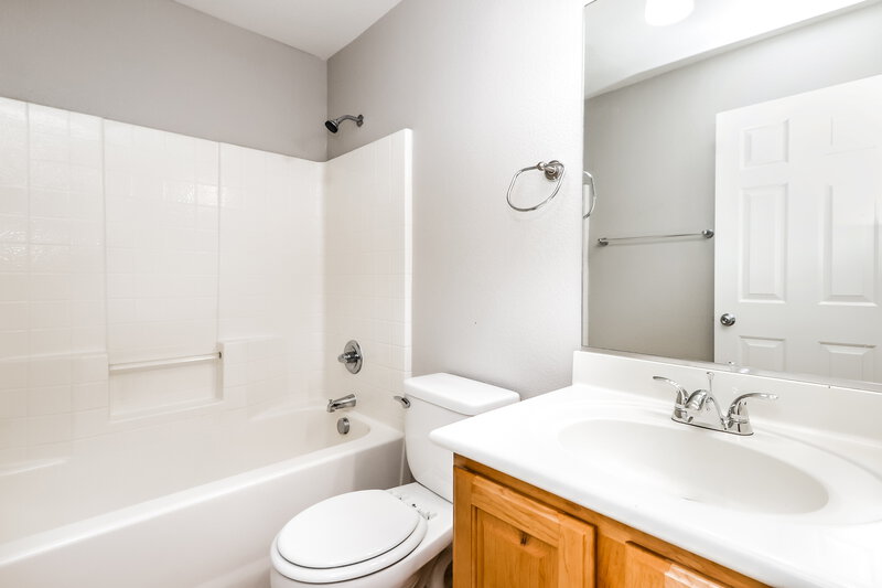 2,390/Mo, 9342 Boulder Opal Ave Las Vegas, NV 89148 Bathroom View