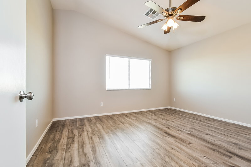 2,245/Mo, 7138 Shimmering Ave Henderson, NV 89011 Main Bedroom View