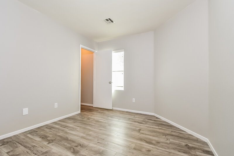 2,245/Mo, 7138 Shimmering Ave Henderson, NV 89011 Bedroom View