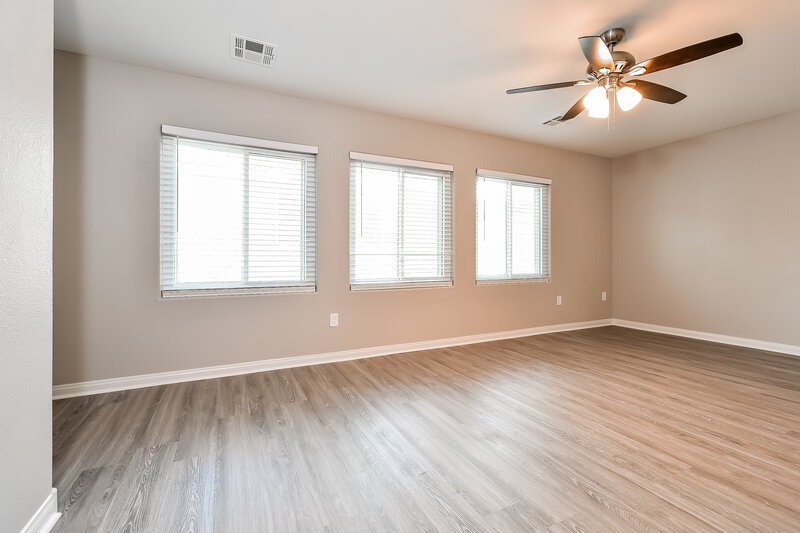 2,180/Mo, 9352 Roping Cowboy Ave Las Vegas, NV 89178 Main Bedroom View