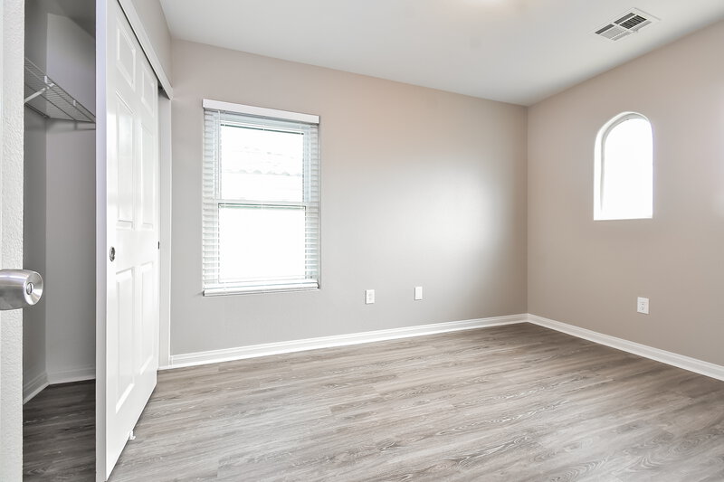 2,180/Mo, 9352 Roping Cowboy Ave Las Vegas, NV 89178 Bedroom View 2