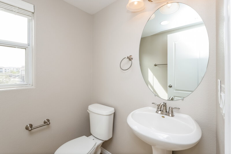 2,235/Mo, 10808 Holmfield St Henderson, NV 89052 Bathroom View 2