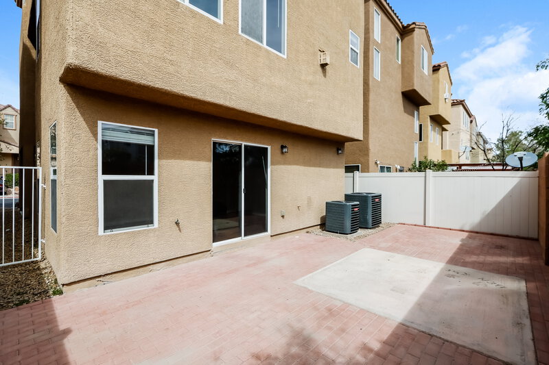 2,235/Mo, 10808 Holmfield St Henderson, NV 89052 Rear View