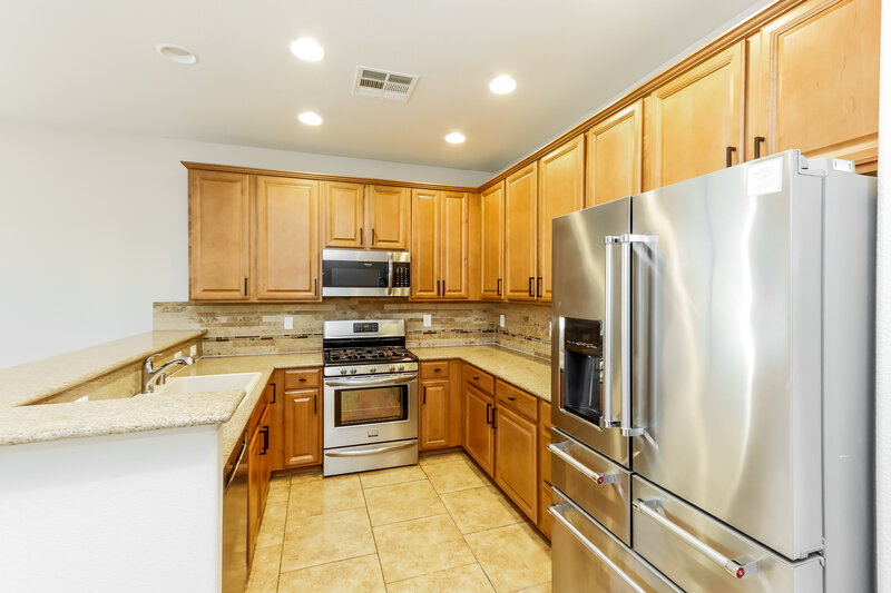 3,080/Mo, 9301 Euphoria Rose Ave Las Vegas, NV 89166 Kitchen View