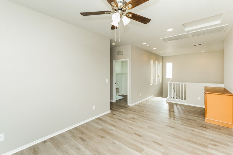 3,080/Mo, 9301 Euphoria Rose Ave Las Vegas, NV 89166 Loft View 2