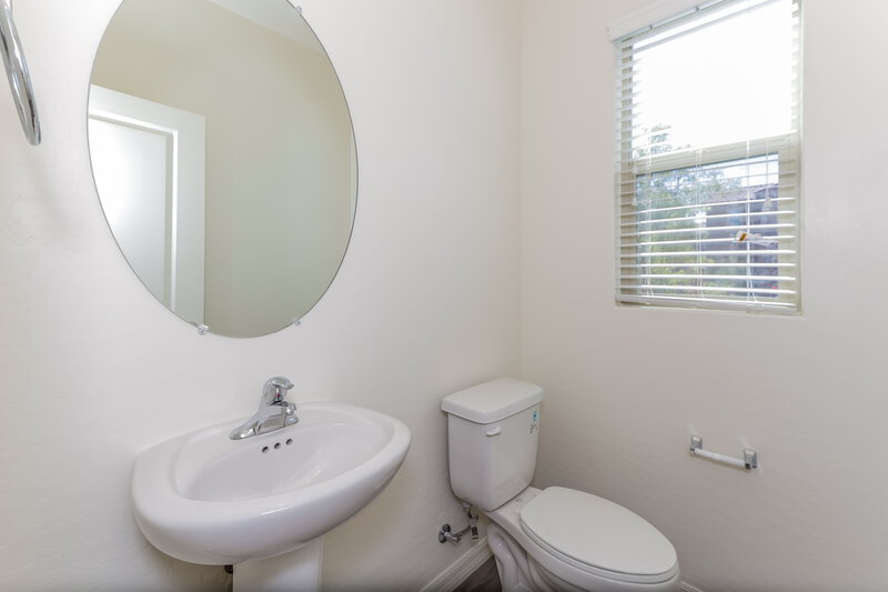 2,830/Mo, 1704 Desert Path Ave North Las Vegas, NV 89032 Bathroom View