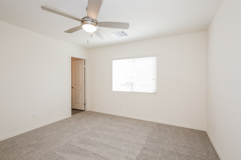 2,720/Mo, 1717 Desert Path Ave North Las Vegas, NV 89032 Main Bedroom View