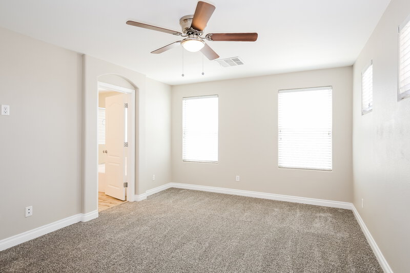 3,440/Mo, 1157 Cactus Rock St Henderson, NV 89011 Main Bedroom View
