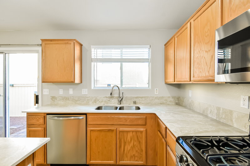 2,360/Mo, 9454 Havasu Canyon Ave Las Vegas, NV 89166 Kitchen View 2