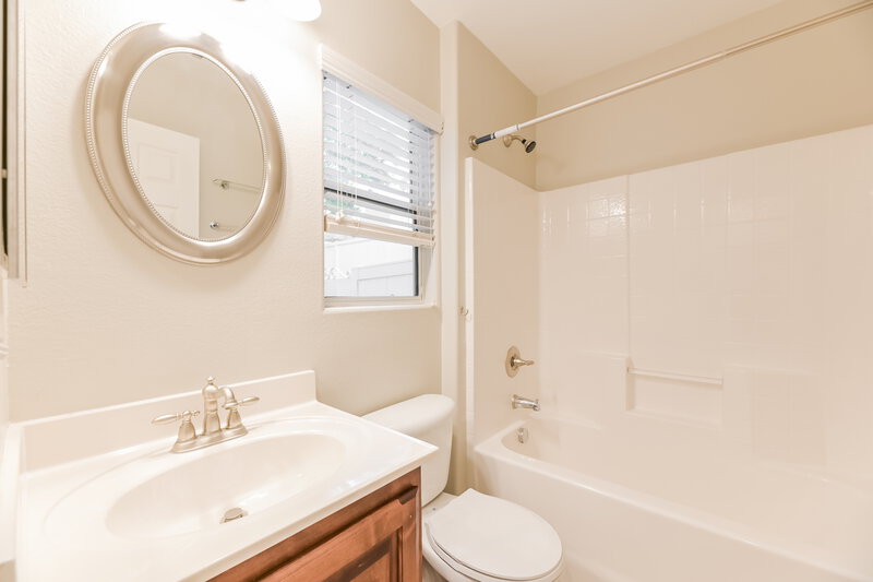 3,060/Mo, 3437 Rock Face Ct Las Vegas, NV 89129 Bathroom View