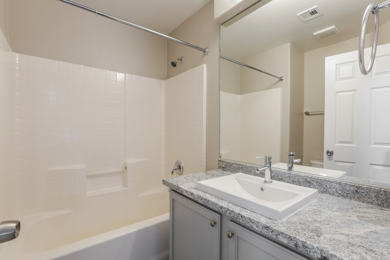 2,300/Mo, 999 Pecos River Ave Henderson, NV 89002 Bathroom View