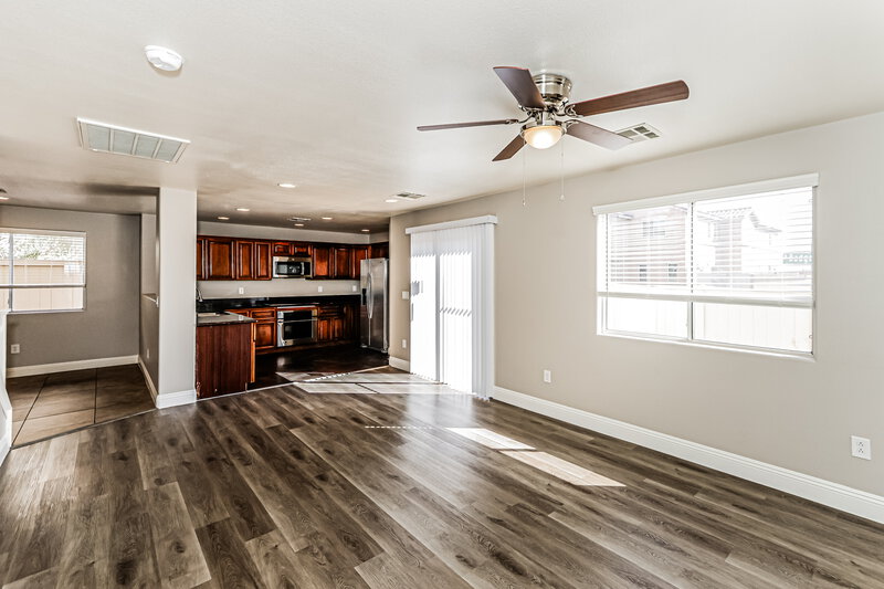 2,200/Mo, 10424 Armand Ave Las Vegas, NV 89129 Living Room View