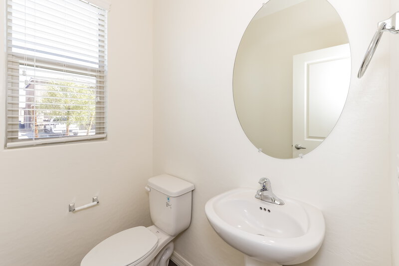 2,065/Mo, 1655 Desert Path Ave North Las Vegas, NV 89032 Bathroom View