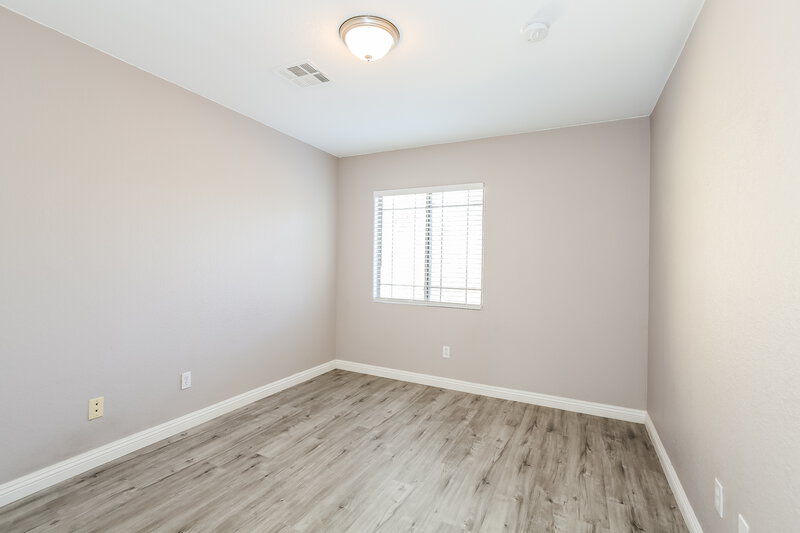 1,905/Mo, 6553 Raven Hall St North Las Vegas, NV 89084 Bedroom View