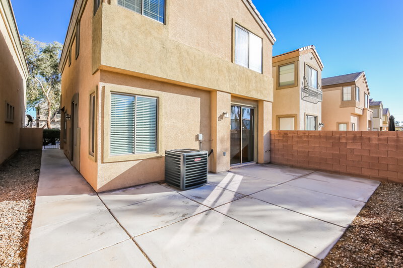 1,905/Mo, 6553 Raven Hall St North Las Vegas, NV 89084 Rear View