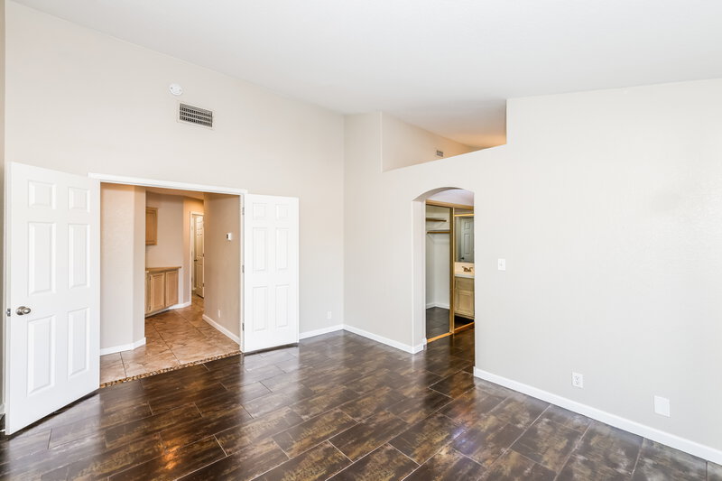 1,935/Mo, 4401 La Reina Cir Las Vegas, NV 89130 Main Bedroom View