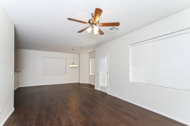 2,105/Mo, 664 Calamus Palm Pl Henderson, NV 89011 Living Area View 2