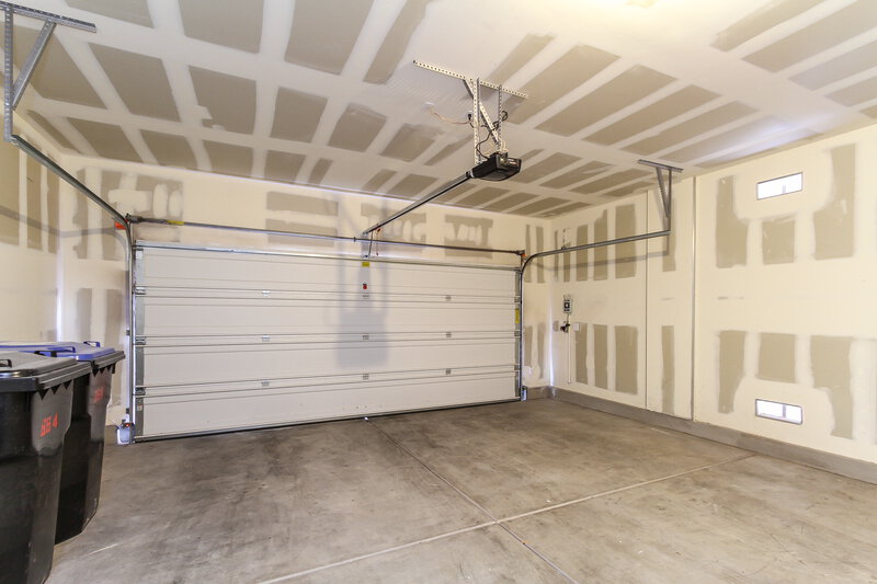 2,105/Mo, 664 Calamus Palm Pl Henderson, NV 89011 Garage View