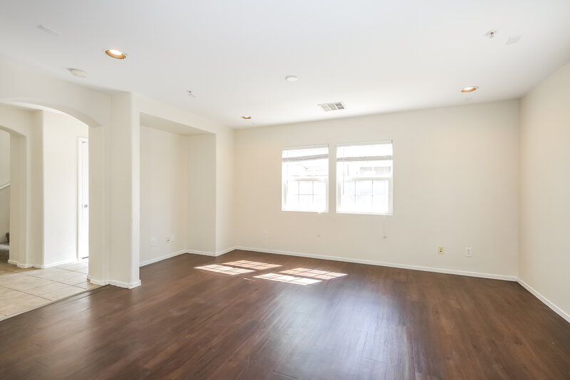 2,020/Mo, 7453 Showy Ct Las Vegas, NV 89149 Living Room View