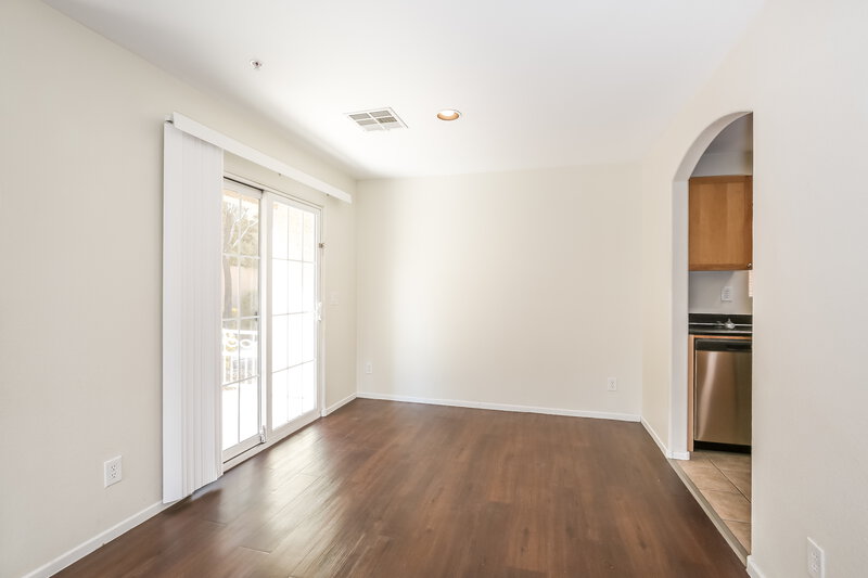 2,020/Mo, 7453 Showy Ct Las Vegas, NV 89149 Dining Room View