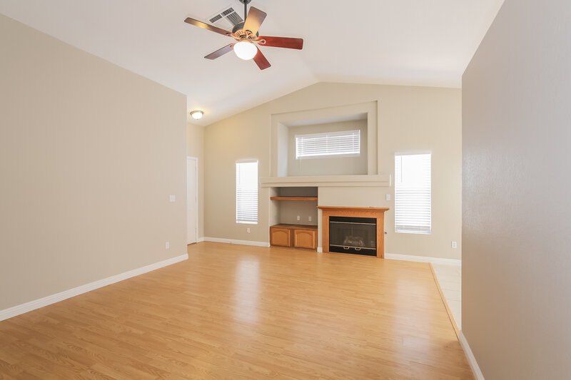 1,795/Mo, 5217 Fall Meadows Ave Las Vegas, NV 89130 Living Room View